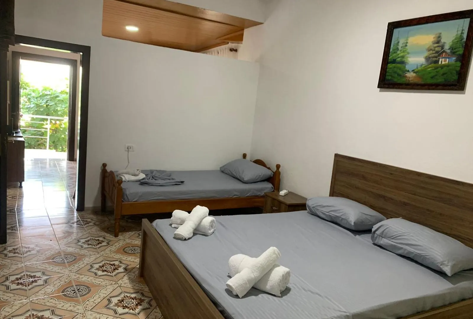 公寓 KrujëNoemi House公寓