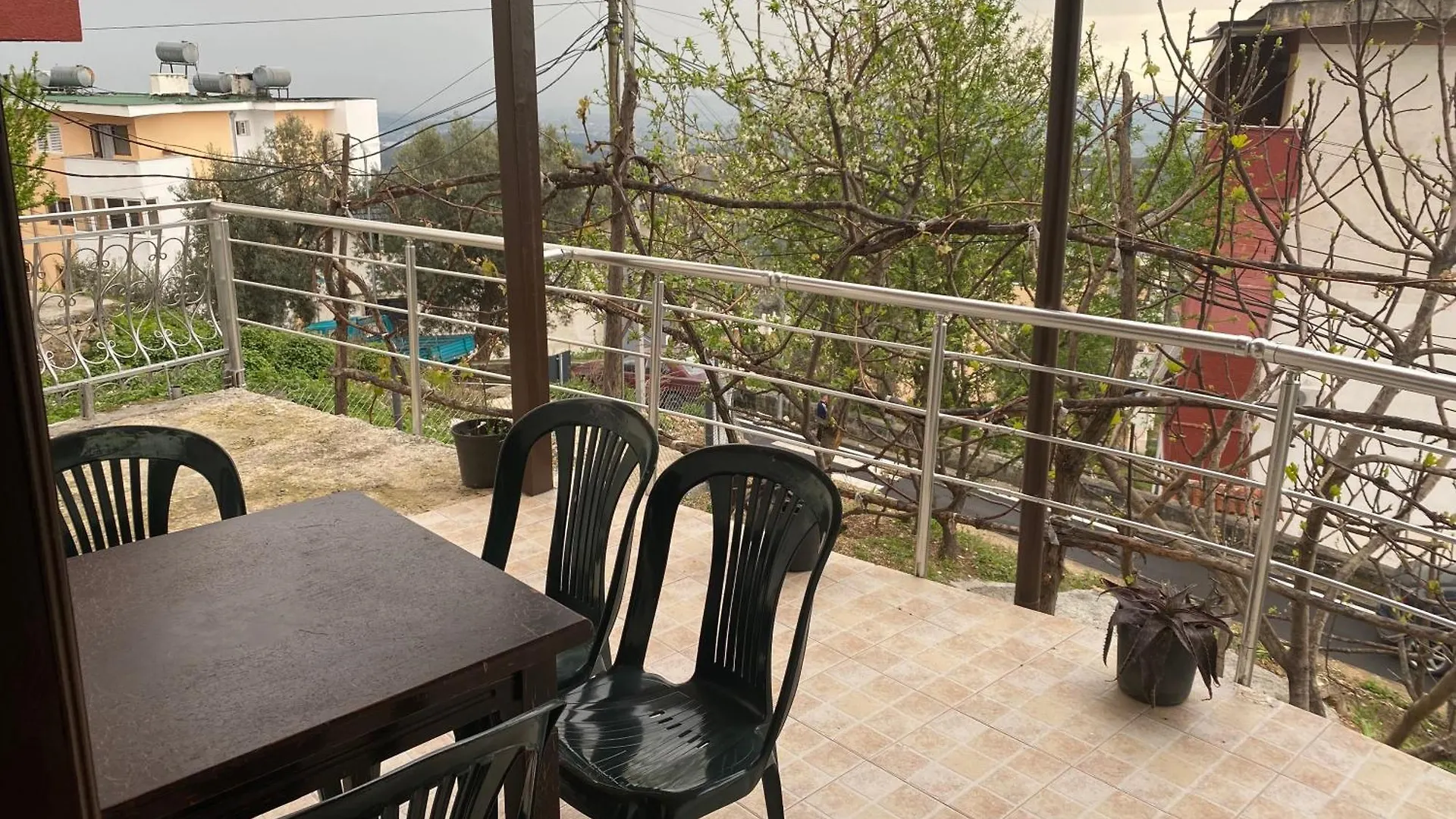 Noemi House Daire Krujë